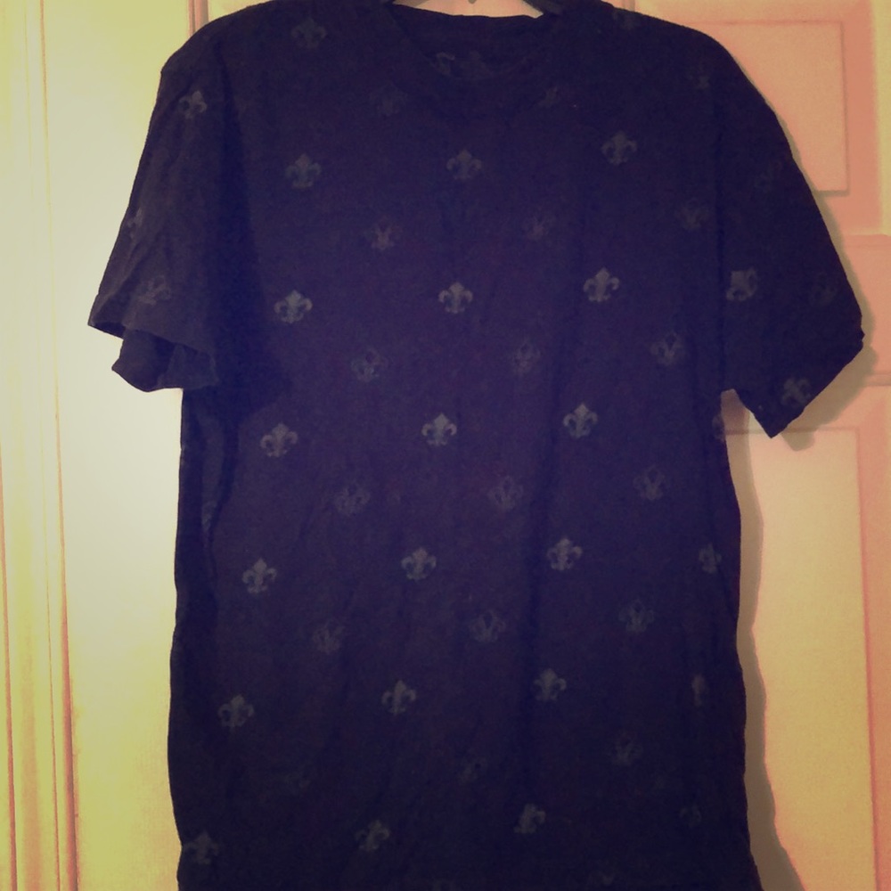 Black men’s T-shirt